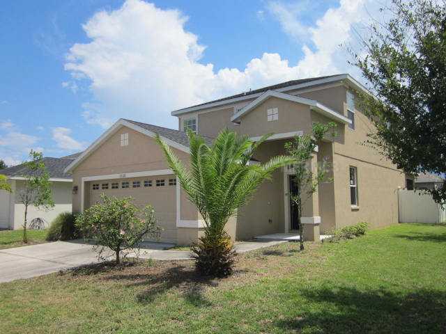 Property Photo: 7208 53rd Place E FL 34221