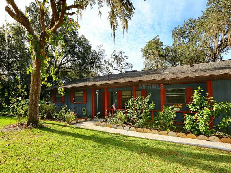 Property Photo:  1096 Mill Creek Road  FL 34212 