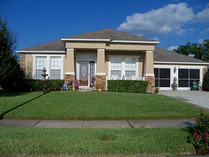 Property Photo:  407 Shirley Drive  FL 32712 