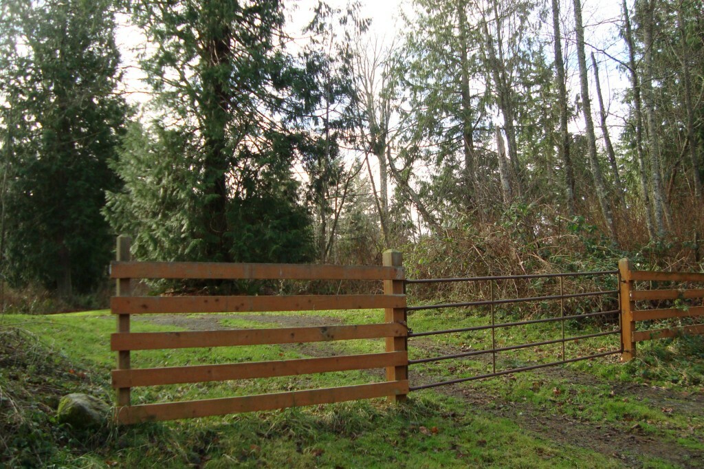 Property Photo:  1926 Garrison Rd  WA 98282 