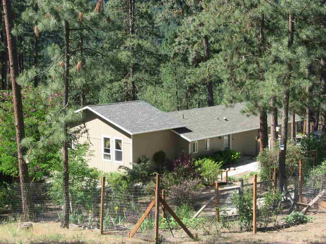 Property Photo:  1259-D Hwy 25 S  WA 99141 