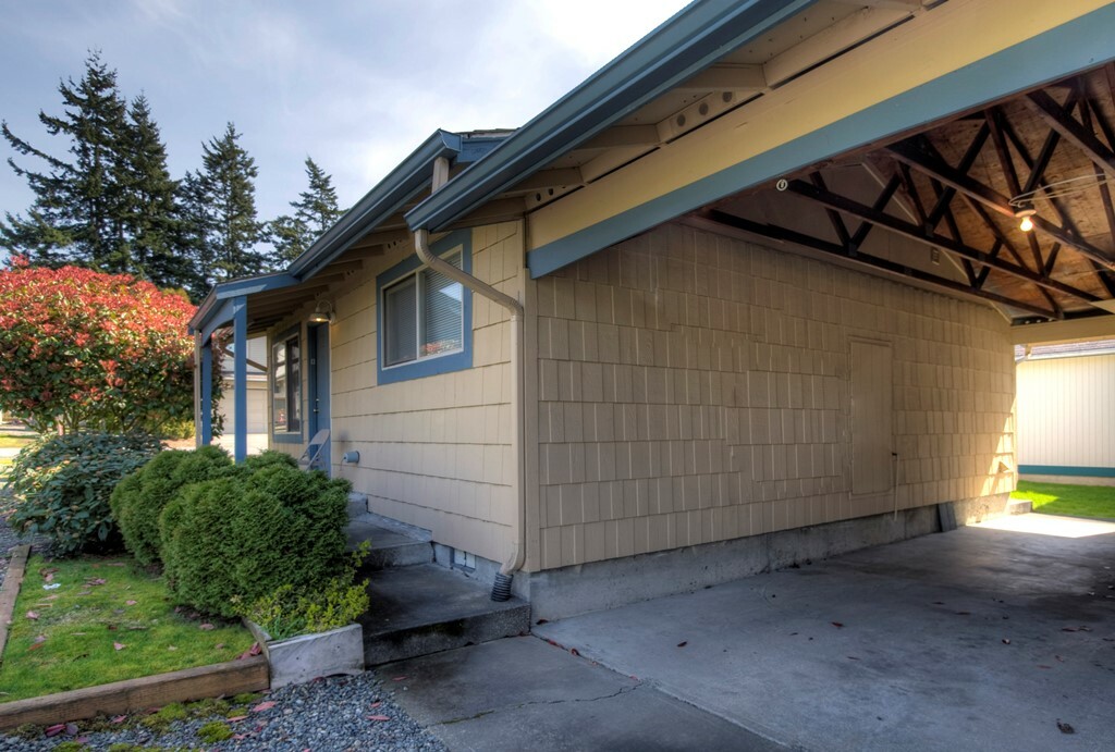 Property Photo: 2234 Woburn St WA 98229
