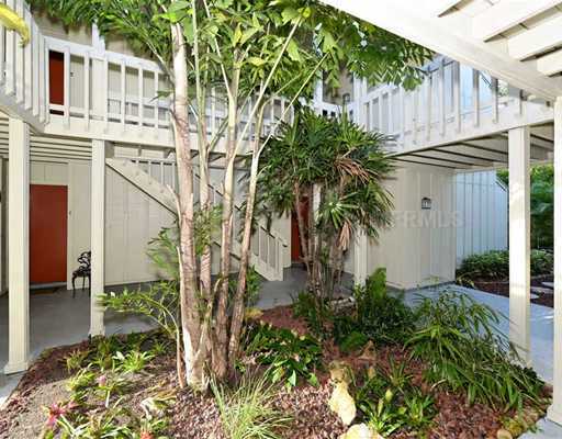 Property Photo:  2204 Bahia Vista Street D8  FL 34239 