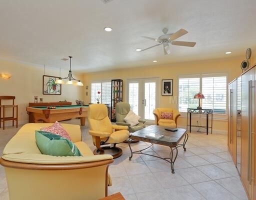 Property Photo: 5037 Higel Avenue FL 34242