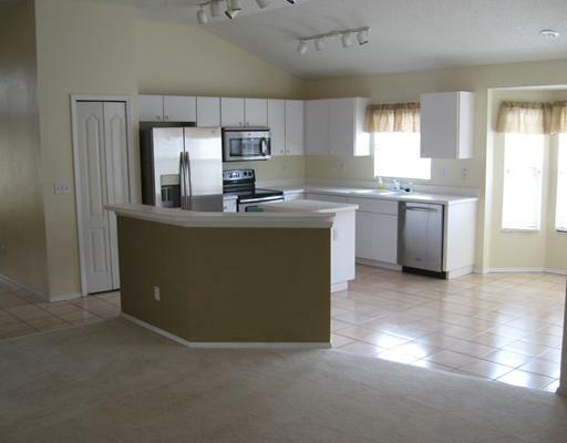 Property Photo:  512 Cypress View Drive  FL 34677 