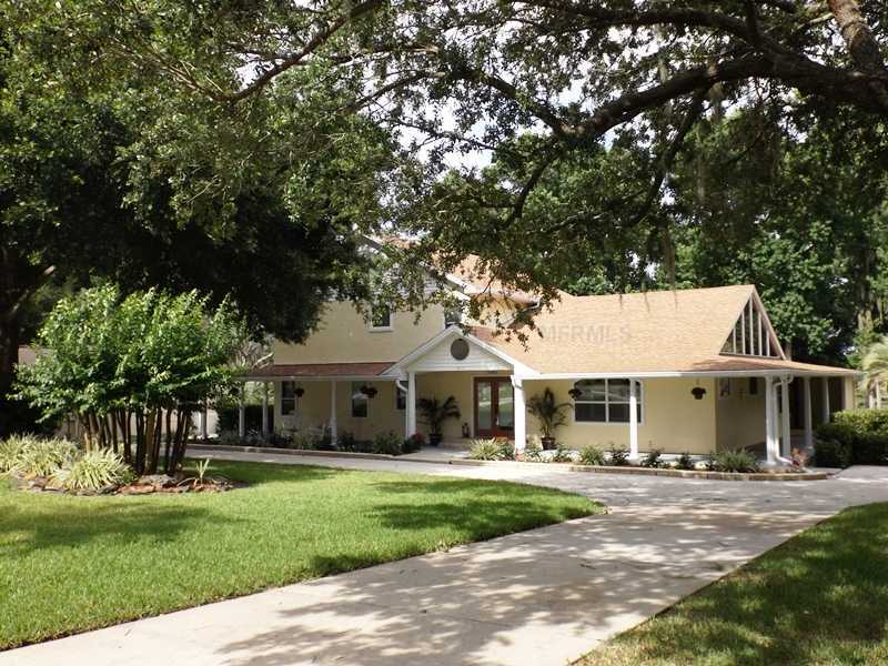 Property Photo:  1510 Park Drive  FL 34748 