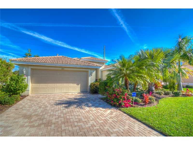 Property Photo:  6819 74th Street Circle E  FL 34203 