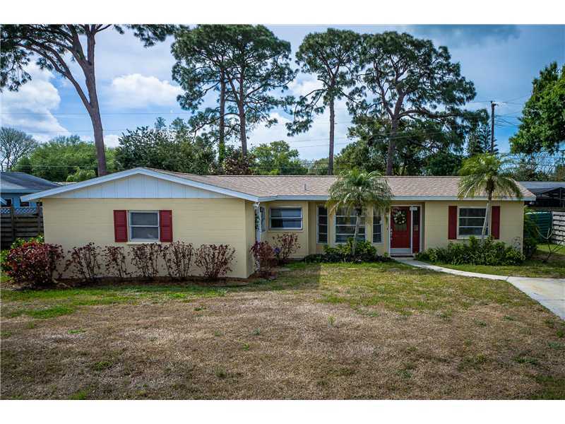 Property Photo:  2618 Bismark Way  FL 34231 