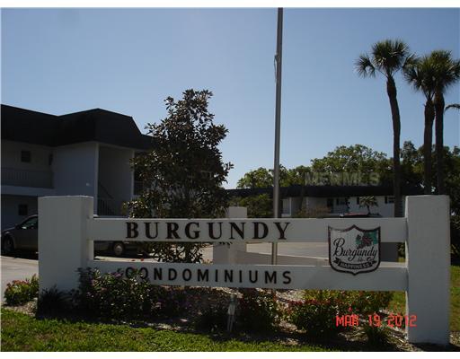 Property Photo: 105 47th Avenue Drive W 374 FL 34207