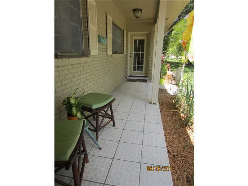 Property Photo:  3310 Nakora Drive  FL 33618 