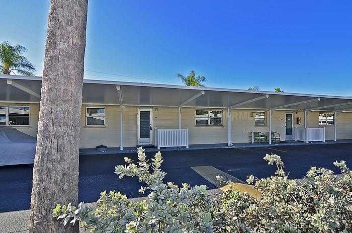 Property Photo:  5830 Midnight Pass Road 93  FL 34242 