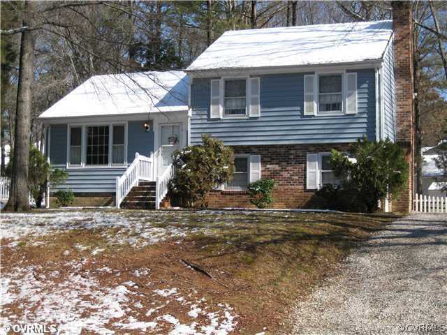 Property Photo:  2608 Pleasant Run Drive  VA 23233 