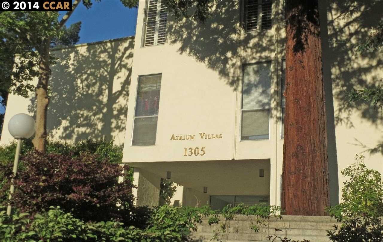 Property Photo:  1305 Boulevard Way 211  CA 94595 