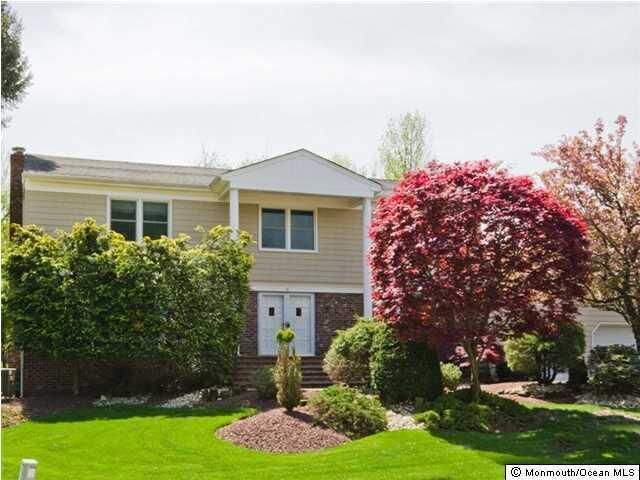 Property Photo:  6 Rand Court  NJ 07746 