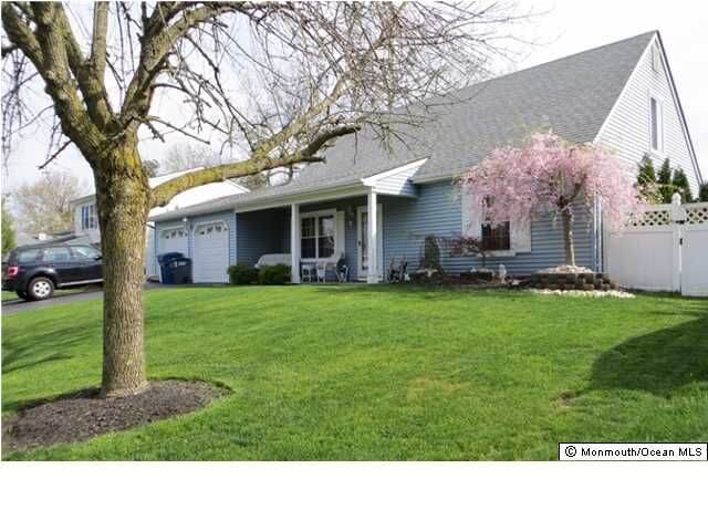 Property Photo:  5 Moss Haven Way  NJ 07731 