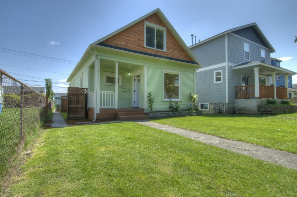 Property Photo:  2507 Martin Luther King Jr Wy  WA 98405 