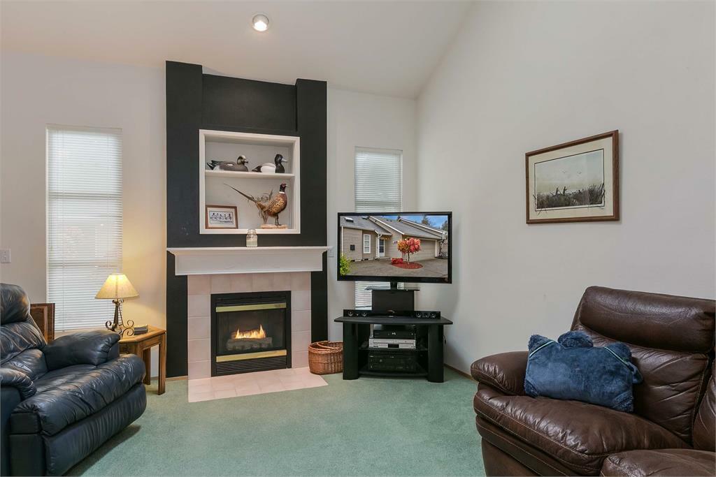 Property Photo: 1442 W Alameda Ave WA 98466