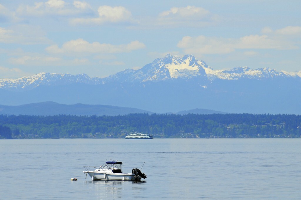 Property Photo:  11431 Arroyo Beach Place SW  WA 98146 