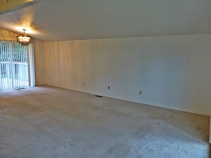 Property Photo: 5522 190th St SW WA 98036