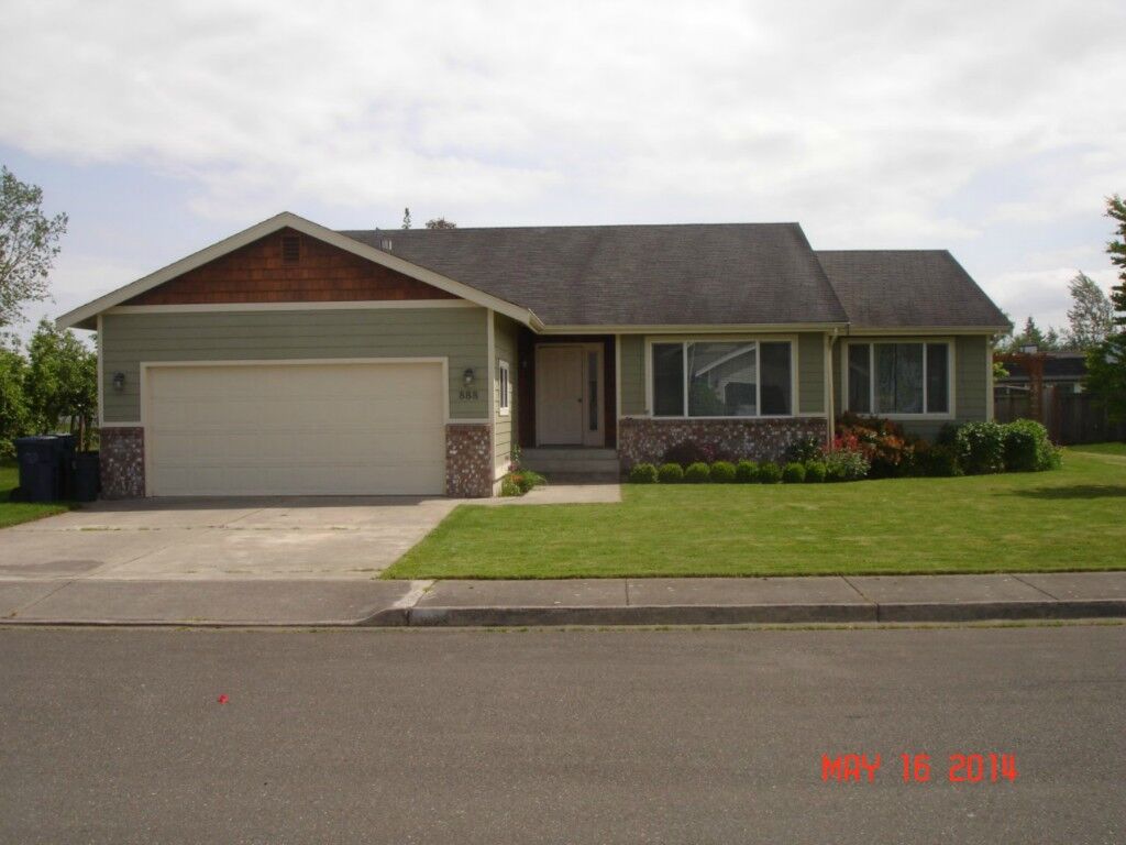 Property Photo: 888 Pine Place WA 98264