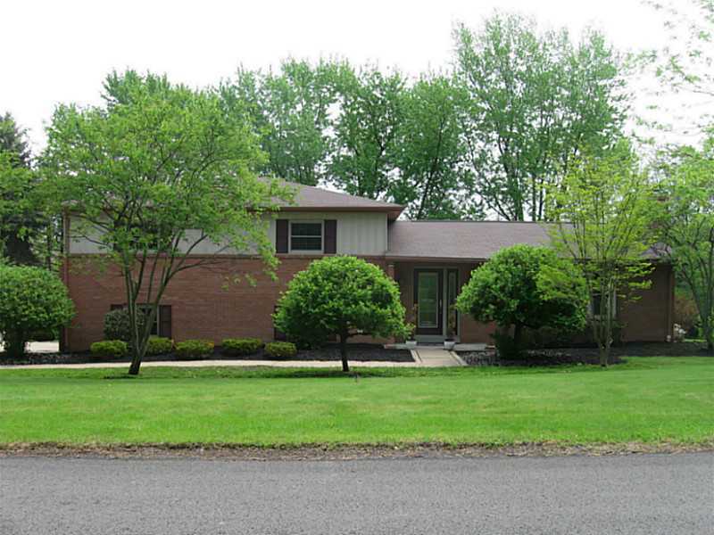 Property Photo:  128 Duncan Circle  PA 15009 