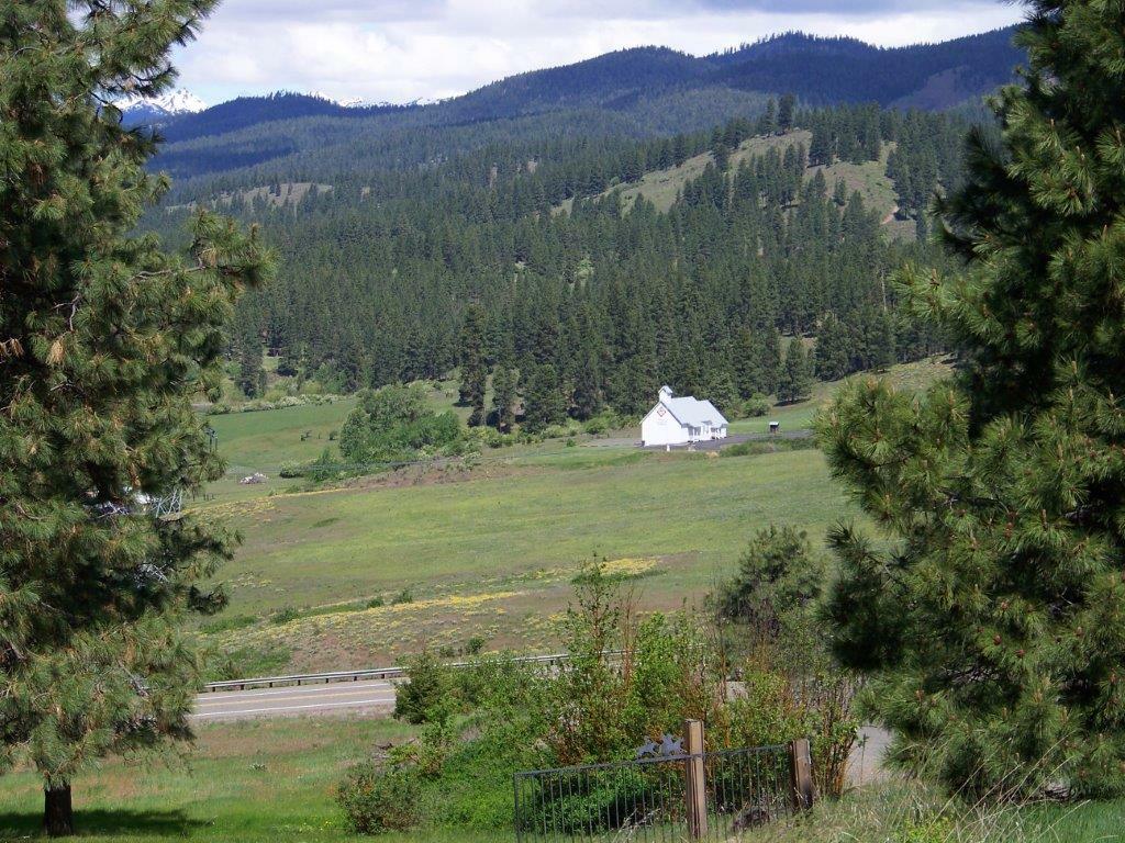 Property Photo: 321 Hidden Valley Rd WA 98922