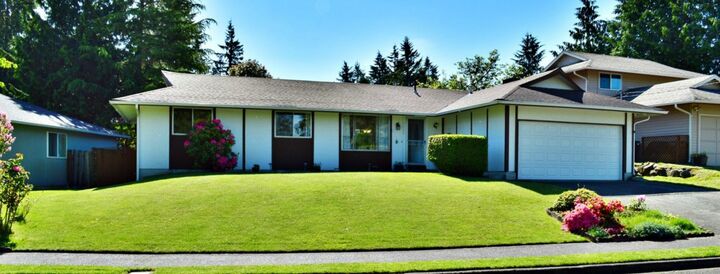 Property Photo: 2620 Alpine St SE WA 98002