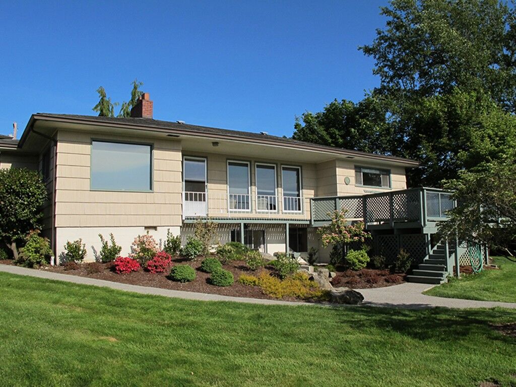 Property Photo:  4630 83rd Ave SE  WA 98290 