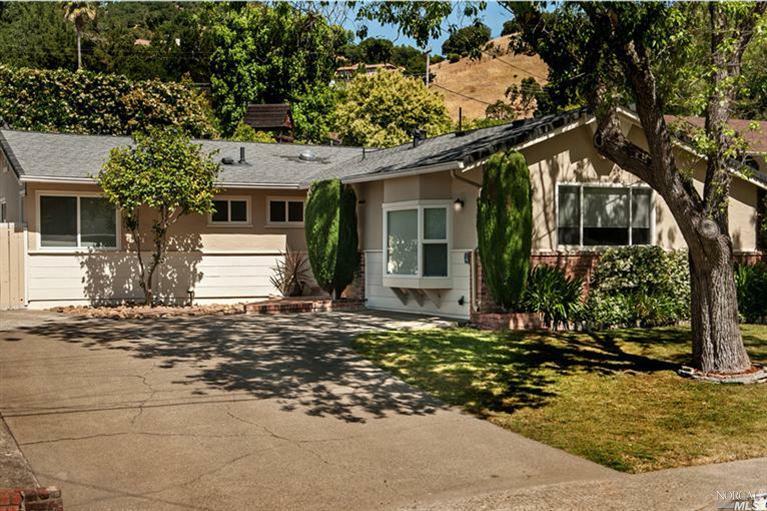 Property Photo:  2741 Heatherstone Drive  CA 94903 