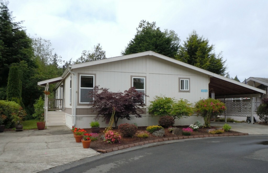 Property Photo: 1000 NE Saturn Lane WA 98311
