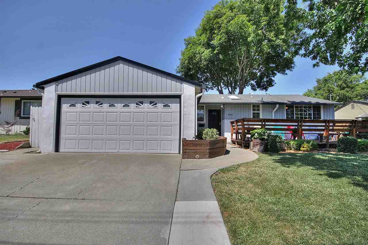 Property Photo:  3141 Fitzpatrick Dr  CA 94519-2117 