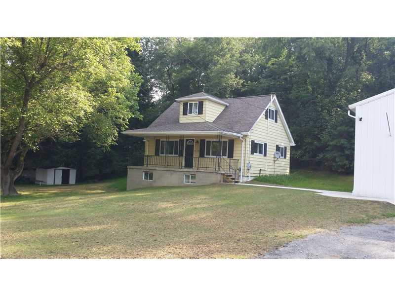 Property Photo:  428 Freeport Road  PA 16229 