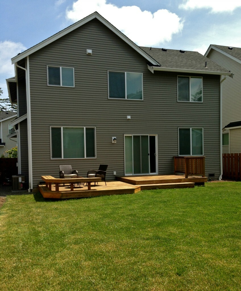 Property Photo:  21555 SE 275th Ct  WA 98038 