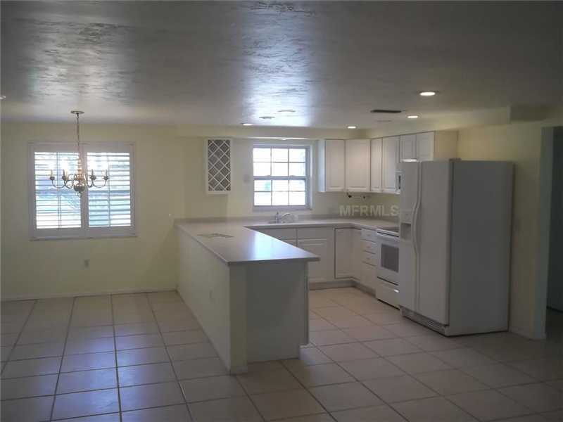 Property Photo:  1846 Cockleshell Drive  FL 34231 