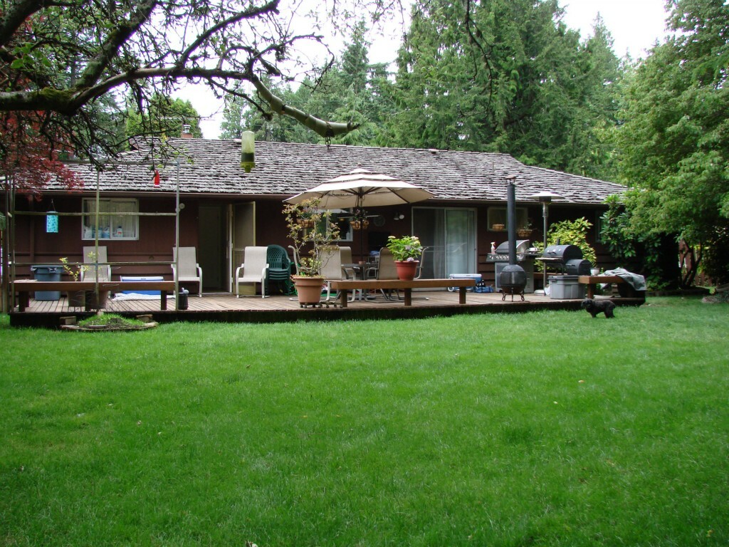 Property Photo:  18528 61st Place NE  WA 98028 