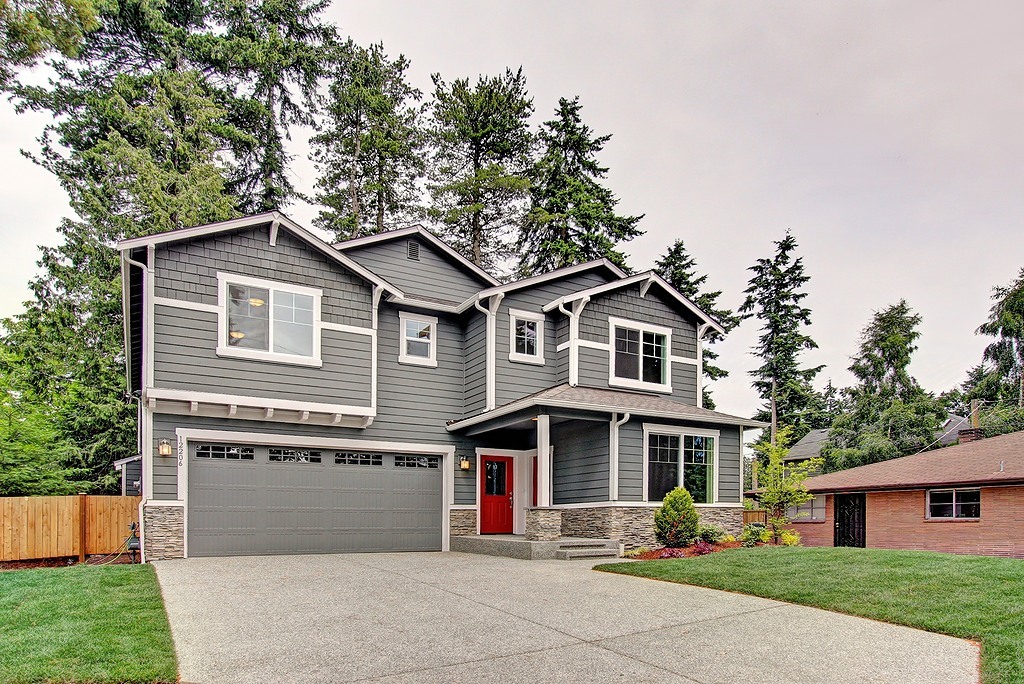 Property Photo:  12206 Densmore Ave N  WA 98133 