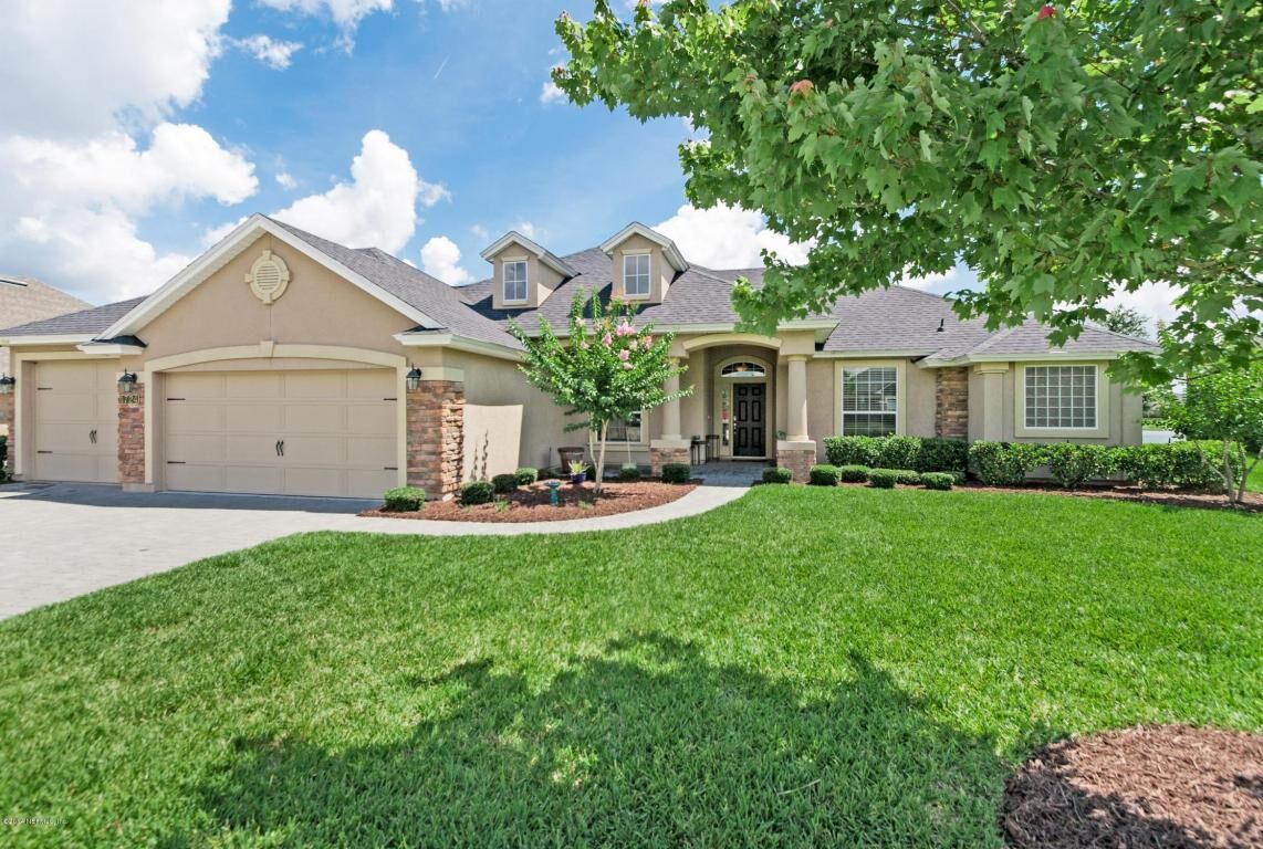 Property Photo: 1724 N Cappero Drive FL 32092