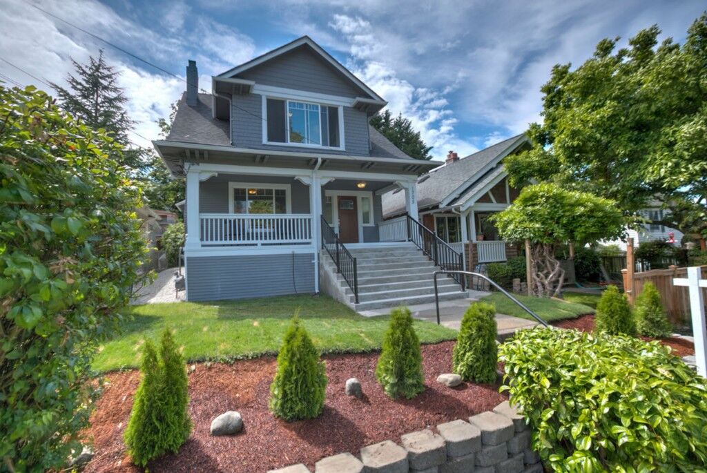 Property Photo: 1705 34th Ave WA 98122