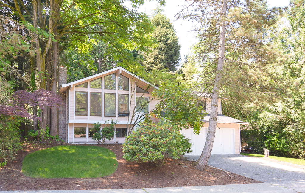 Property Photo:  7909 147th Ave NE  WA 98052 