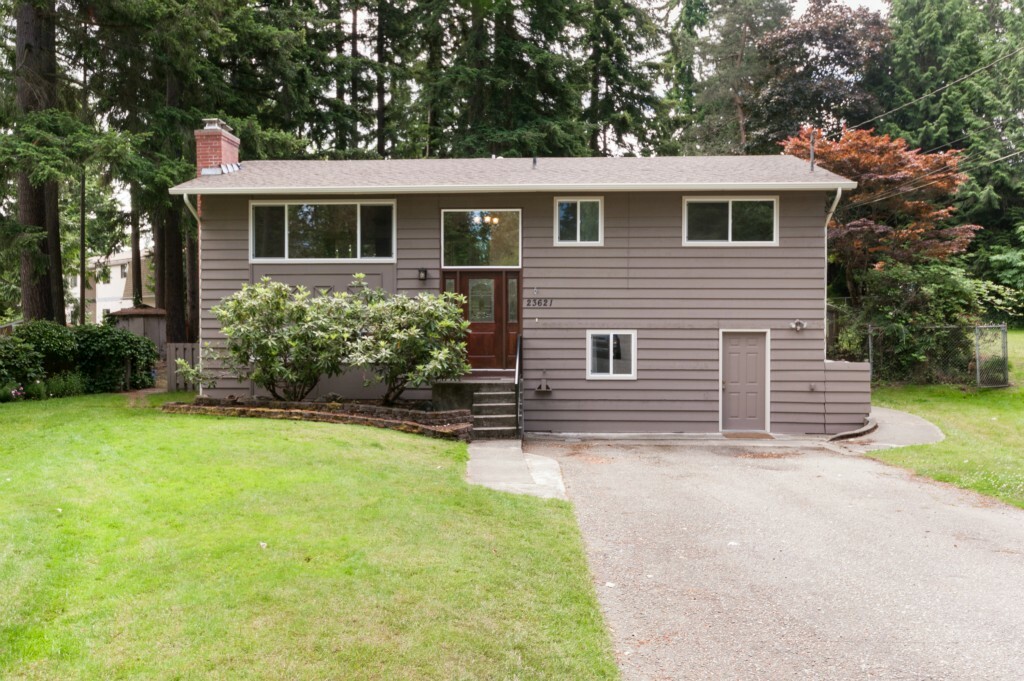 Property Photo:  23621 92nd Ave W  WA 98020 