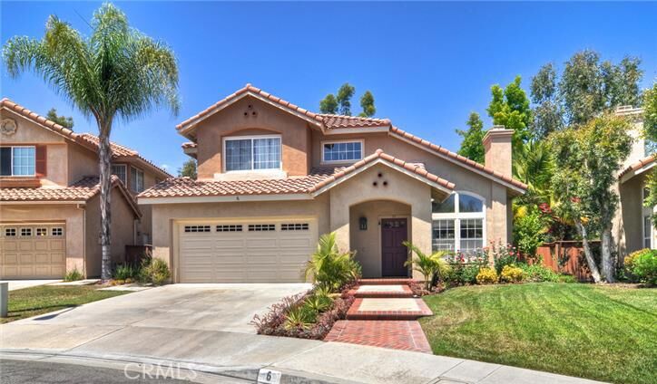 Property Photo:  6 La Flauta  CA 92688 
