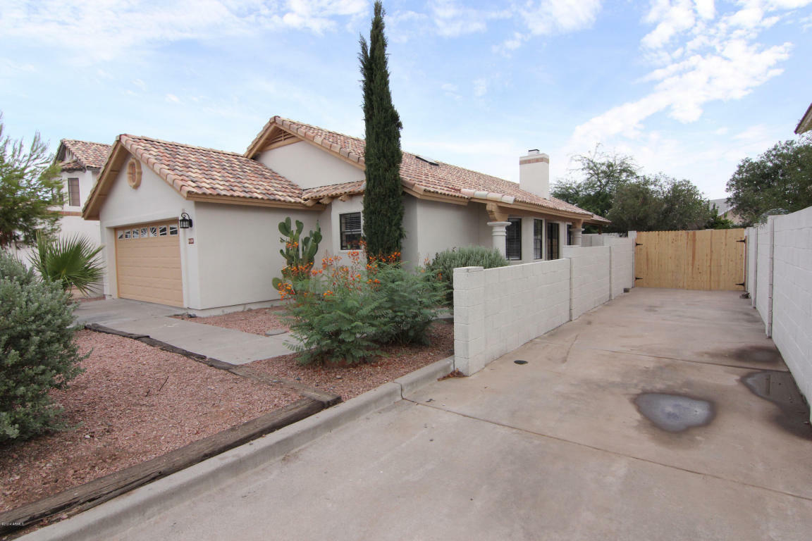 Property Photo:  1420 E Rosemonte Drive  AZ 85024 