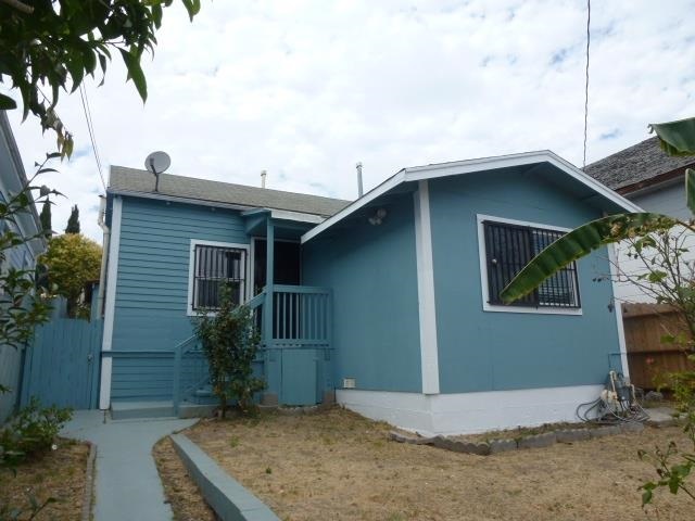 Property Photo:  2449 26th Ave  CA 94601-1903 