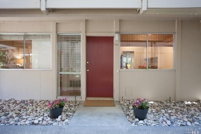 Property Photo: 320 Via Casitas Way 111 CA 94904