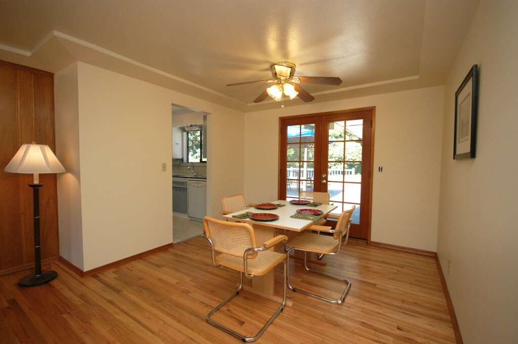 Property Photo:  344 NE 120th St  WA 98125 