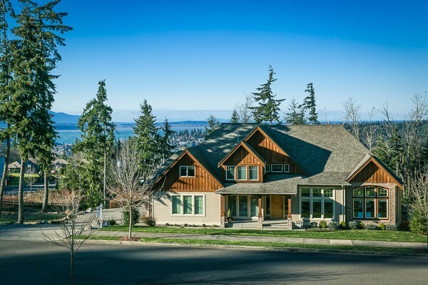 Property Photo:  930 Whitewater Dr  WA 98229 