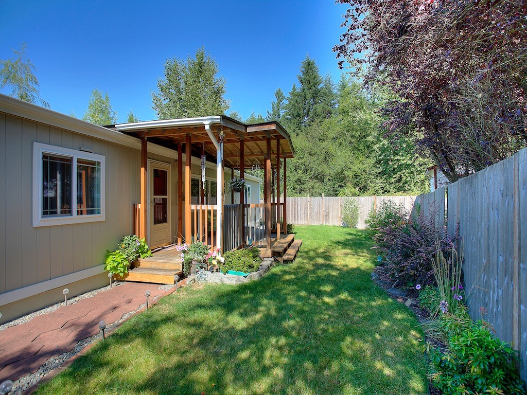 Property Photo: 18307 85th Av Ct E WA 98375
