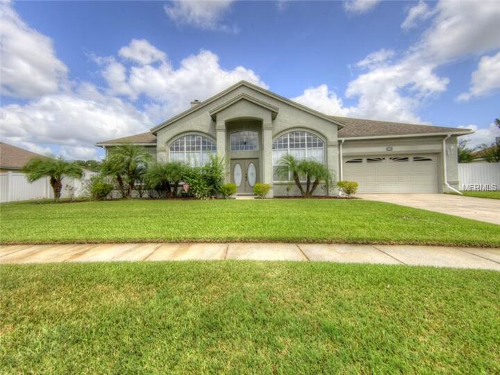 Property Photo:  1619 Thornhill Circle  FL 32765 