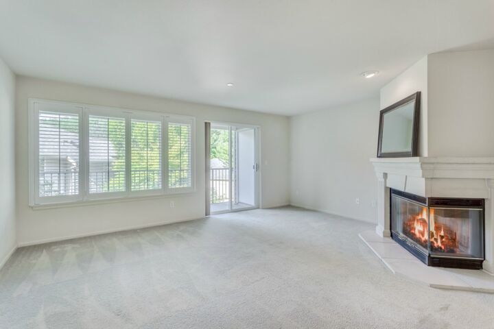 Property Photo:  2300 Jefferson Ave NE H134  WA 98056 