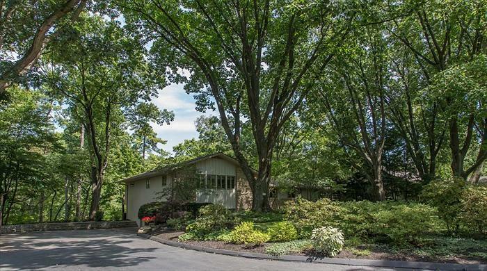 Property Photo: 330 Medick Way OH 43085